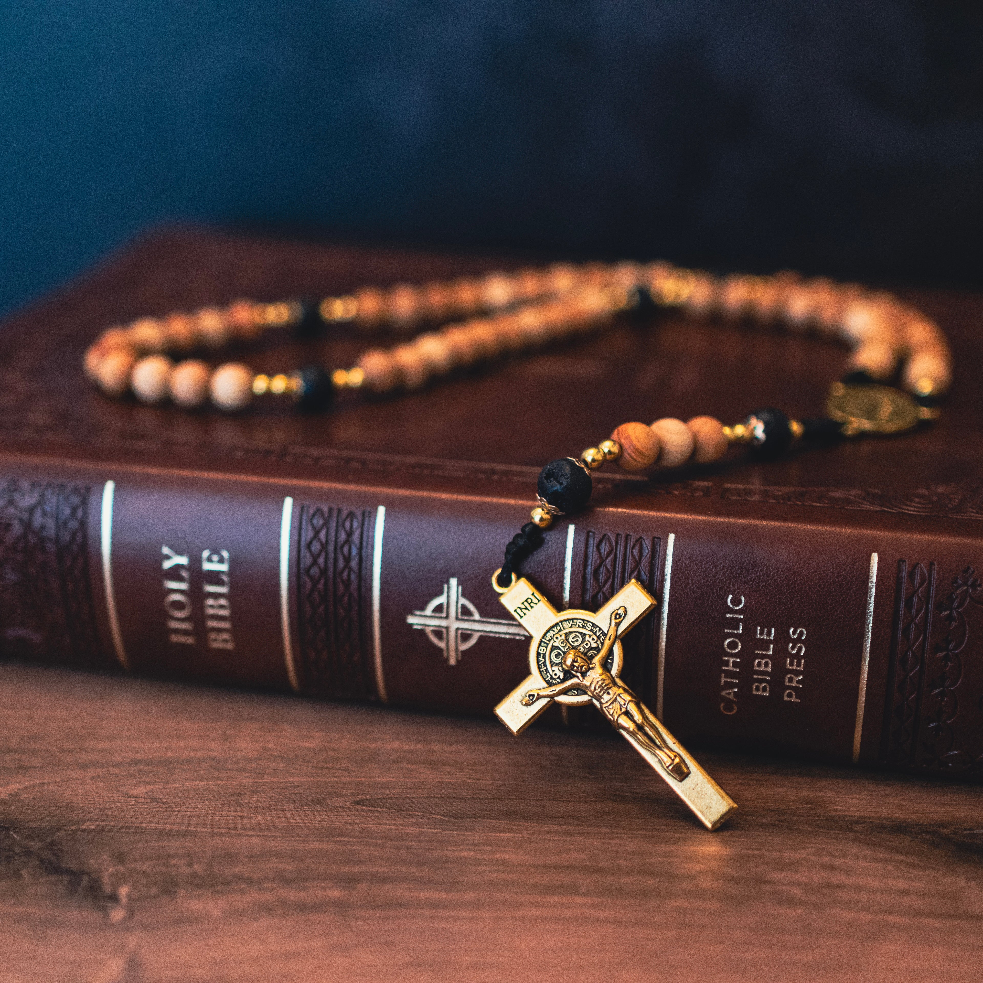 Sandalwood And Smoke